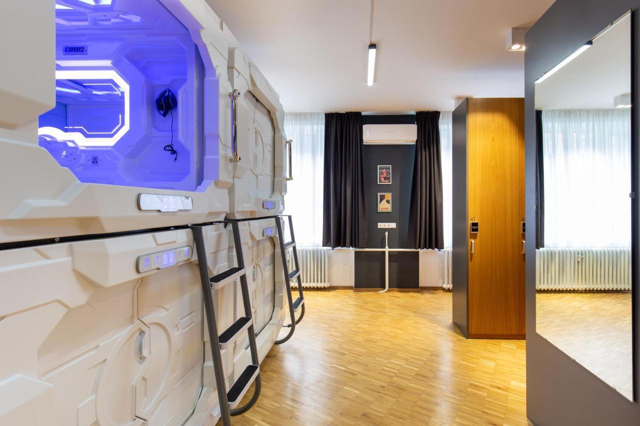Spacehotel Karlsruhe Dış mekan fotoğraf
